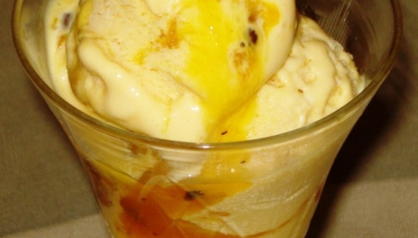 Sorvete Cremoso de Maracujá Sorvete Cremoso de Maracujá