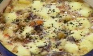 por Ana Jacqueline Bastos