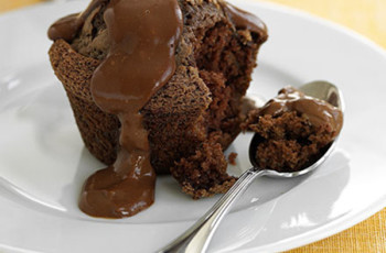 Muffins de Chocolate com Cobertura