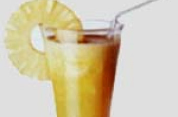 Bebida Refrescante de Abacaxi