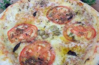 Pizza de Massa Folhada de Margherita