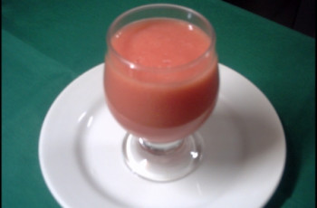 Suco de Tomate com Abacaxi