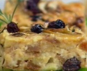 Pudim de Pão Com Maçãs e Figos Secos