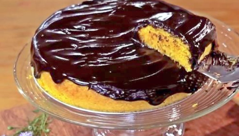Bolo de Cenoura Bolo de Cenoura
