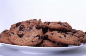 Cookies de chocolate e nozes