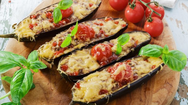 Apresentando: Berinjela, o legume que falta do seu almoço Apresentando: Berinjela, o legume que falta do seu almoço