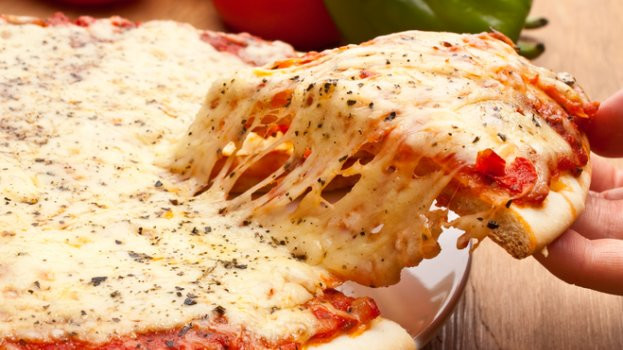 Dê folga para o delivery e faça sua Pizza de Liquidificador em casa Dê folga para o delivery e faça sua Pizza de Liquidificador em casa