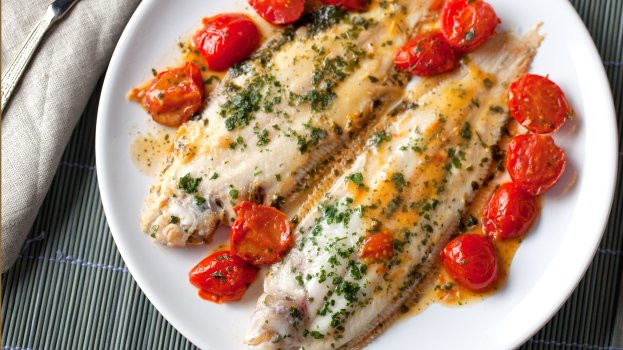 Filé de Tilápia na Frigideira Filé de Tilápia na Frigideira