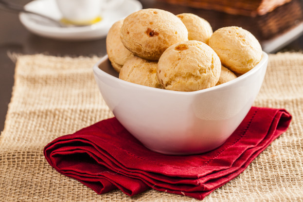 Pão de Queijo de Polvilho Doce Pão de Queijo de Polvilho Doce