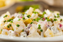 Salada de Maionese com Peito de Frango