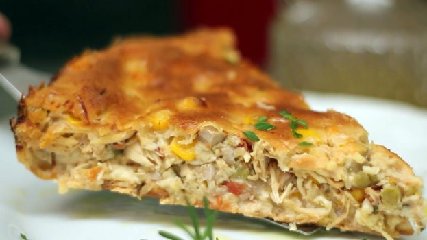Torta de Frango cremosa e prática Torta de Frango cremosa e prática