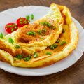 Omelete com Queijo Minas