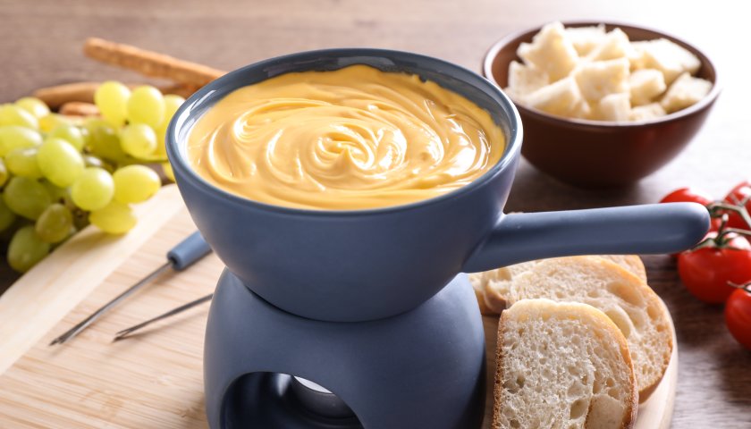 Fondue de Queijo Baratinho Fondue de Queijo Baratinho