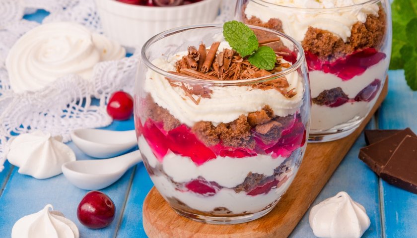 Bolo Pavê de Cerejas Bolo Pavê de Cerejas