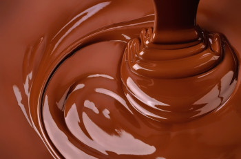 Cobertura de Chocolate Sem Lactose para Bolos