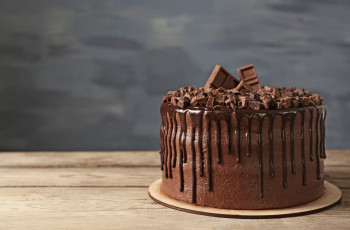Recheio e cobertura para bolo de chocolate