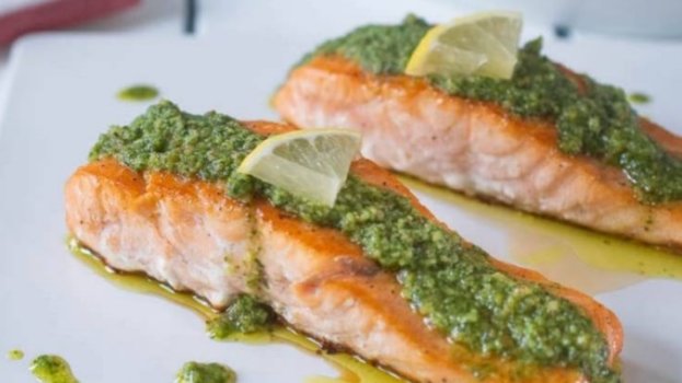 Salmão ao Pesto Salmão ao Pesto