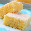 Bolo de Mandioca e Coco