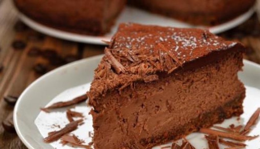 cheesecake de chocolate e café
