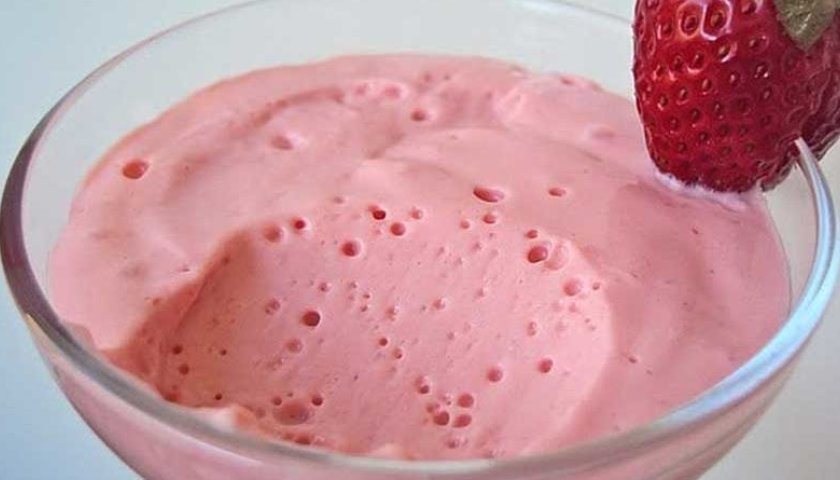 Iogurte Caseiro com Gelatina Iogurte Caseiro com Gelatina