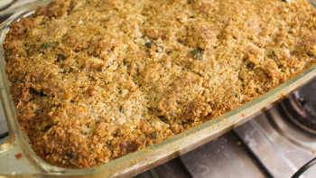 Kibe de Forno com Requeijão e Alho
