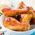 Coxa e sobrecoxa de frango na AirFryer