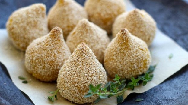 Coxinha Proteica De Frango Com Batata Doce