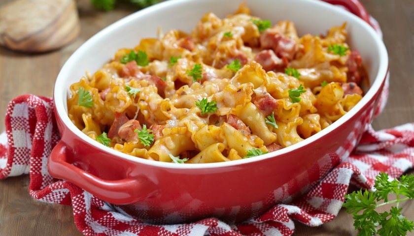 Macarrão Cremoso Gratinado Macarrão Cremoso Gratinado