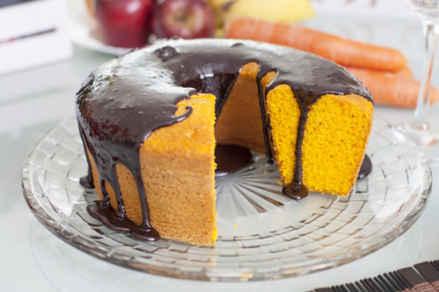 Bolo de cenoura sem açúcar Bolo de cenoura sem açúcar