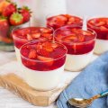 Gelatina de Morango com Mousse