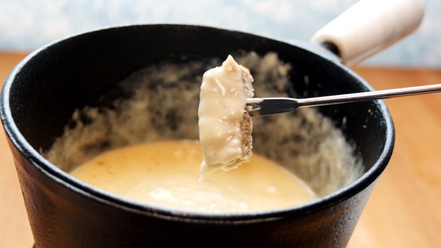 Fondue de três queijos