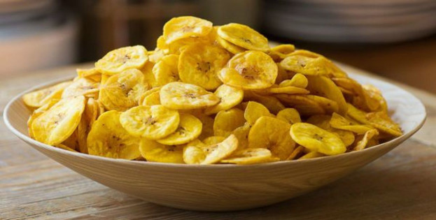 Chips de Banana na Air Fryer Chips de Banana na Air Fryer