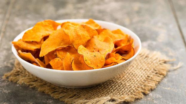 Chips de batata doce na AirFryer Chips de batata doce na AirFryer