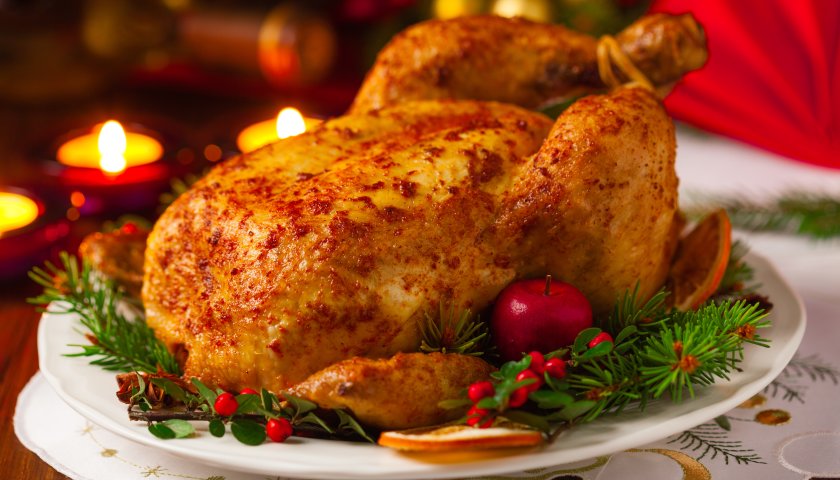 Chester assado com purê de maçã e castanhas Chester assado com purê de maçã e castanhas