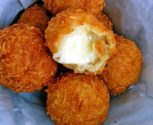 Bolinha de Queijo