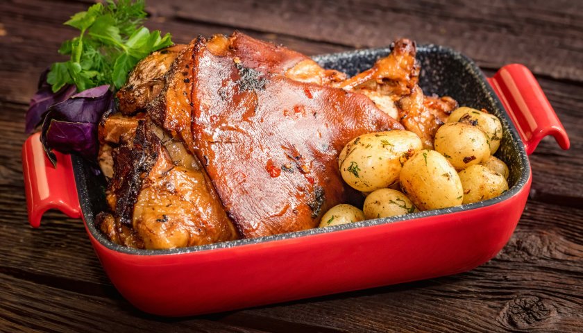 Pernil Assado à Mineira Pernil Assado à Mineira