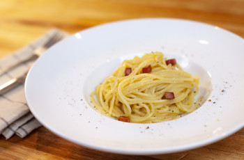 Espaguete Carbonara Fácil