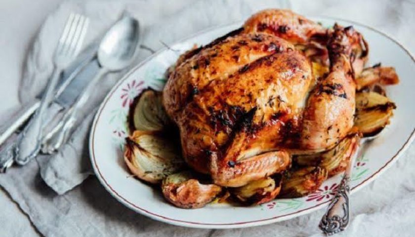 Frango Assado com Batatas Frango Assado com Batatas