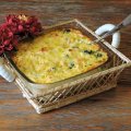Escondidinho de Macarrão com Salmão e Creme de Queijos com Espinafre