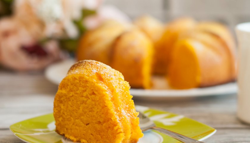 Bolo de cenoura sem farinha Bolo de cenoura sem farinha