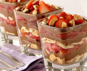 Mousse de Nutella com Morango e Ferrero Rocher