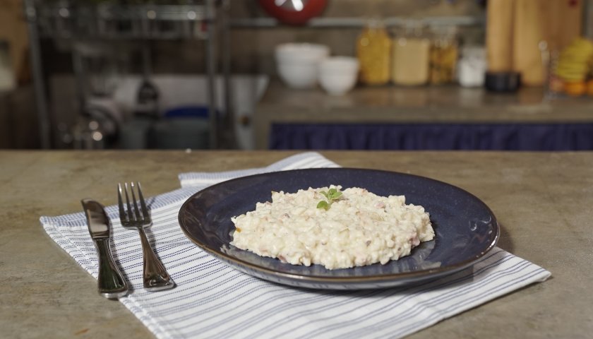Risoto de Pêras com Gorgonzola e Nozes Risoto de Pêras com Gorgonzola e Nozes
