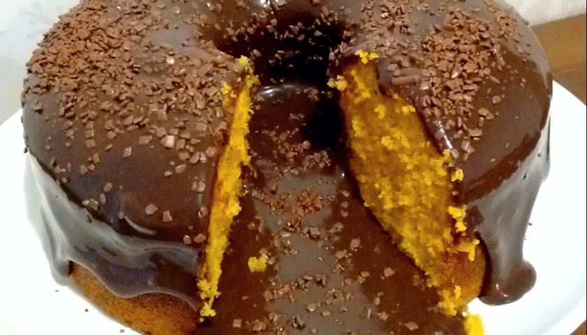 Bolo de cenoura proteico Bolo de cenoura proteico