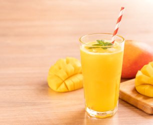 Suco de manga com limão